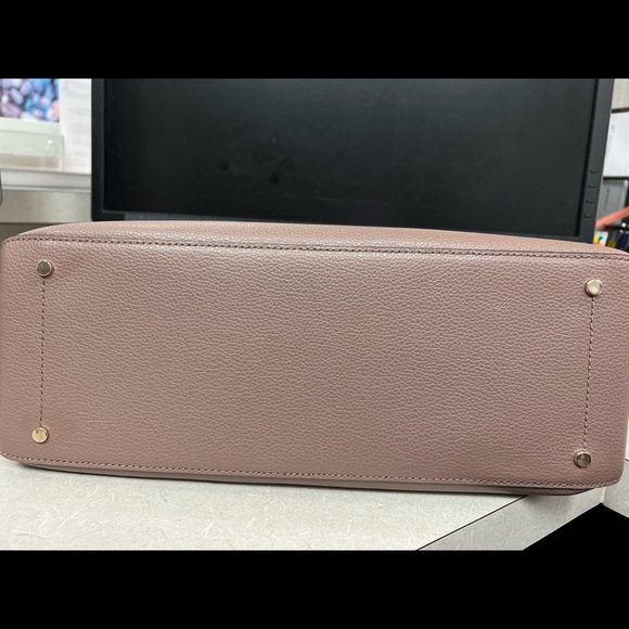 Final Price 🔥 Kate Spade, brown, with some burgundy in color. Perfect for Fall - Picture 3 of 15